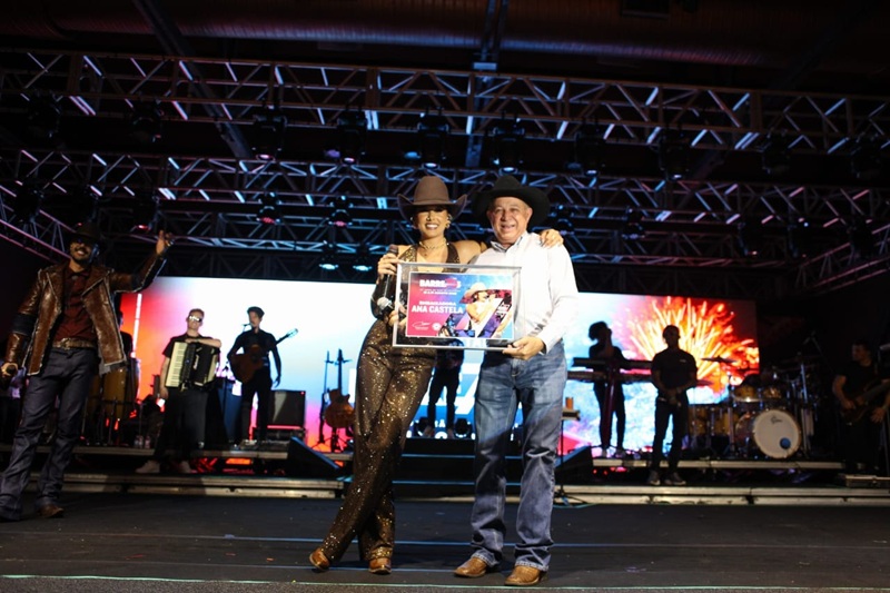 Imagem JPG, Ana Castela é empossada embaixadora da 70ª Festa do Peão de Barretos