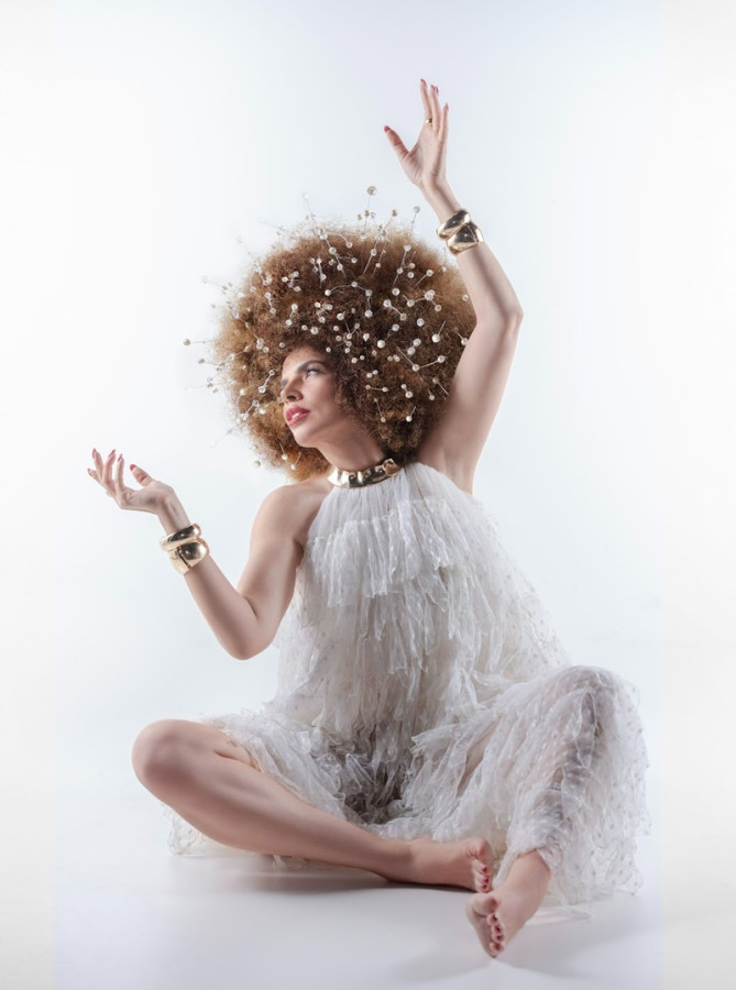 Vanessa da Mata   (Priscila Prade)