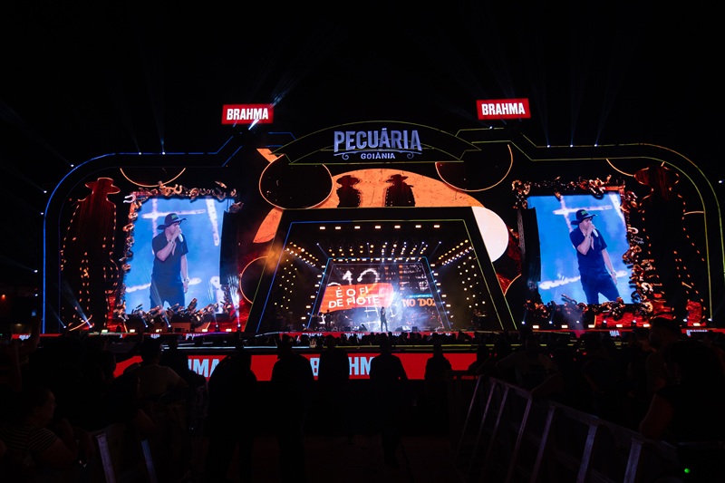 Imagem JPG, Brega de Natanzinho Lima e forró de Wesley Safadão dominam a capital do sertanejo com mais de 60 mil pessoas presentes na Pecuária de Goiânia