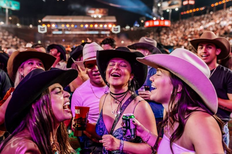 O chapéu, eterno protagonista (Alisson Demetrio)